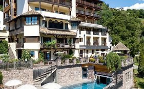 Hotel Paradies